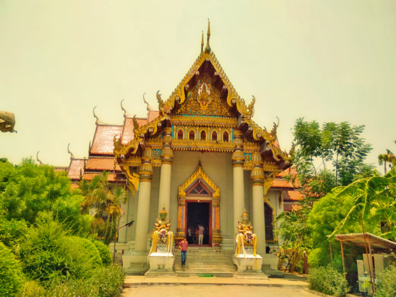 TravelBaits_Thai-Monastery-1024x768